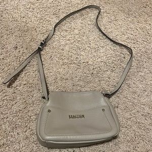 Reaction Kenneth Cole Crème mini handbag
